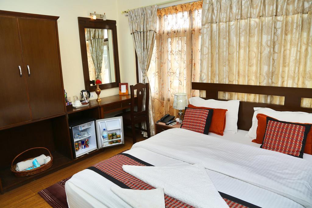 Hotel Bliss International Kathmandu Bagian luar foto