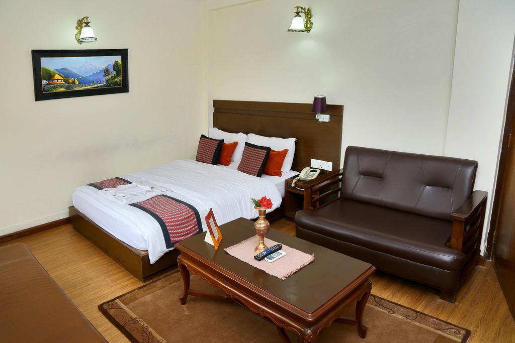 Hotel Bliss International Kathmandu Bagian luar foto