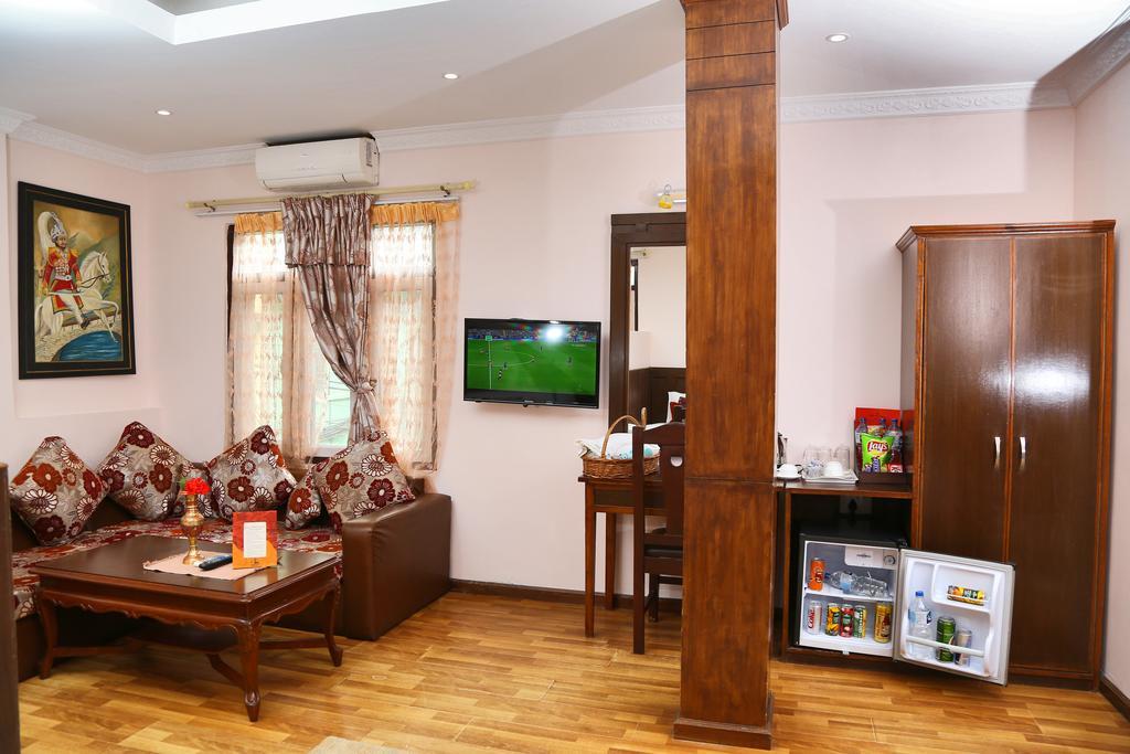 Hotel Bliss International Kathmandu Bagian luar foto