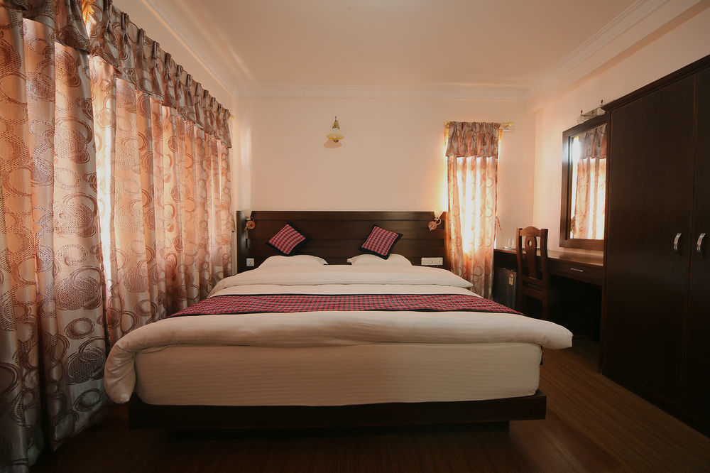 Hotel Bliss International Kathmandu Bagian luar foto