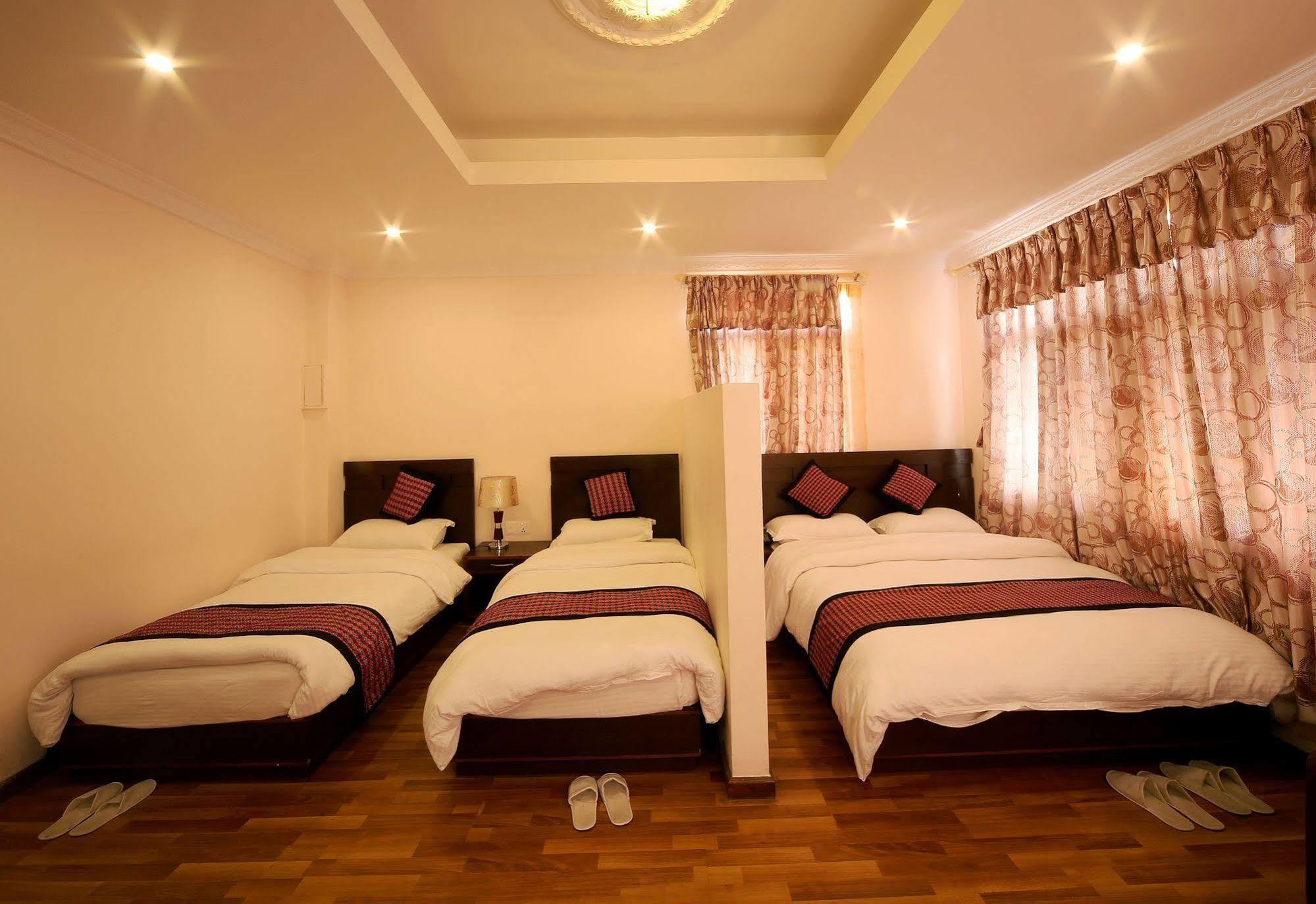 Hotel Bliss International Kathmandu Bagian luar foto